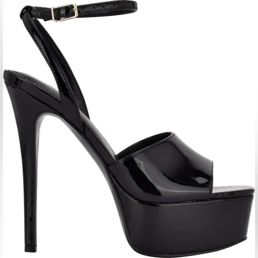 GUESS Tabye platform heel in Black size 8